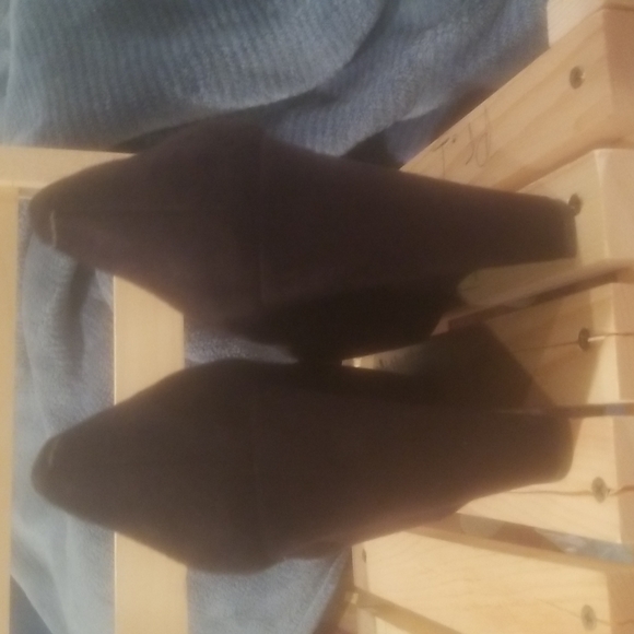 Suede Platforms - Picture 3 of 9